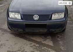 Седан Volkswagen Bora I 2001 в Покровске
