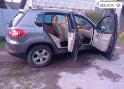 Внедорожник 5 дверей Volkswagen Tiguan I 2010 в Кременце