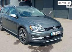 Универсал 5 дверей Volkswagen Golf 2017 в Харькове