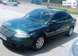 Седан Volkswagen Passat 2001 в Стрые