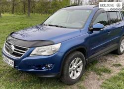 Внедорожник 5 дверей Volkswagen Tiguan I 2008 в Кропивни́цком