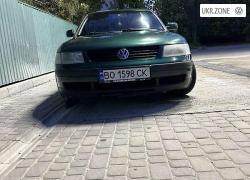Седан Volkswagen Passat 2000 в Тернополе