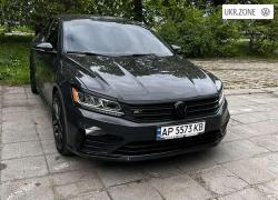 Седан Volkswagen Passat VIII (B8) 2016 в Киеве