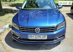 Седан Volkswagen Passat VIII (B8) 2016 в Одессе