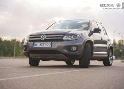 Внедорожник 5 дверей Volkswagen Tiguan 2016 в Киеве