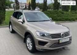 Внедорожник 5 дверей Volkswagen Touareg II Рестайлинг 2015 в Хмельницком