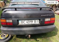 Седан Volkswagen Passat III (B3) 1989 в Львове