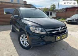 Внедорожник 5 дверей Volkswagen Tiguan 2016 в Кропивни́цком