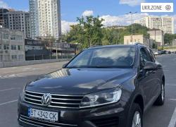 Позашляховик 5 дверей Volkswagen Touareg II Рестайлінг 2017 у Києві