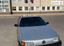 Седан Volkswagen Passat III (B3) 1989 в Новоград-Волынском