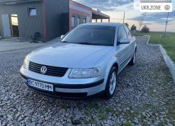 Седан Volkswagen Passat V (B5) 1998 у Новояворівську