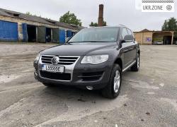 Внедорожник 5 дверей Volkswagen Touareg I Рестайлинг 2008 в Киеве