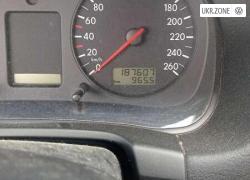 Volkswagen Golf 1999 у Києві