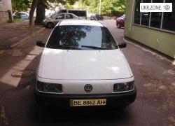 Volkswagen Passat 1990 в Николаеве