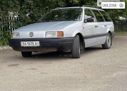 Универсал 5 дверей Volkswagen Passat III (B3) 1992 в Кропивни́цком