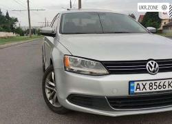 Седан Volkswagen Jetta VI 2013 у Харкові