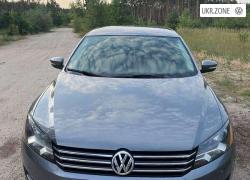 Седан Volkswagen Passat 2015 в Ирпени