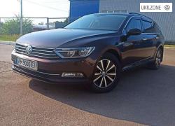 Универсал 5 дверей Volkswagen Passat VIII (B8) 2016 в Житомире