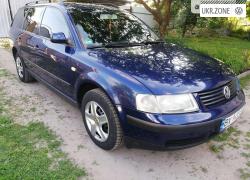 Универсал 5 дверей Volkswagen Passat 2000 в Полонном