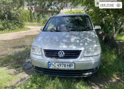 Компактвен Volkswagen Touran I 2003 у Жовкві