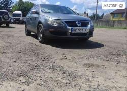Седан Volkswagen Passat 2005 у Рівному