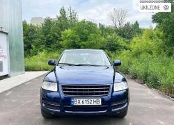 Внедорожник 5 дверей Volkswagen Touareg I 2004 в Хмельницком