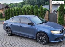 Седан Volkswagen Jetta 2015 в Луцке