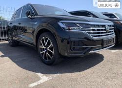 Позашляховик 5 дверей Volkswagen Touareg III 2023 у Києві