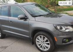 Позашляховик 5 дверей Volkswagen Tiguan 2016 у Івано-Франківську