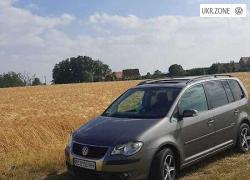 Компактвен Volkswagen Touran I Рестайлінг 2008 у Львові