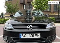 Седан Volkswagen Jetta VI 2012 в Киеве