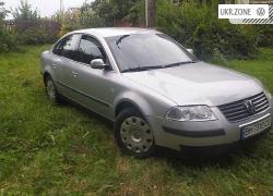 Седан Volkswagen Passat 2001 в Ахтырке