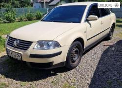 Седан Volkswagen Passat 2000 в Бориславе