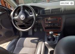 Універсал 5 дверей Volkswagen Passat 2005 у Верховині