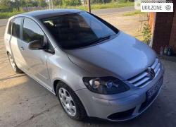 Хэтчбек 5 дверей Volkswagen Golf Plus I 2006 в Косове