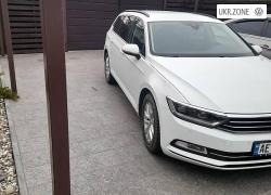Универсал 5 дверей Volkswagen Passat 2015 в Павлограде