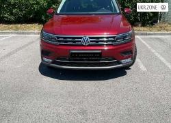 Позашляховик 5 дверей Volkswagen Tiguan II 2017 у Києві