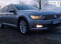 Универсал 5 дверей Volkswagen Passat VIII (B8) 2017 в Дрогобыче