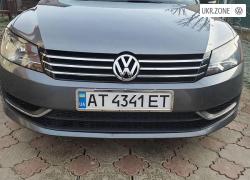 Седан Volkswagen Passat 2014 у Івано-Франківську
