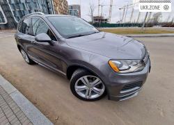 Внедорожник 5 дверей Volkswagen Touareg II 2013 в Киеве