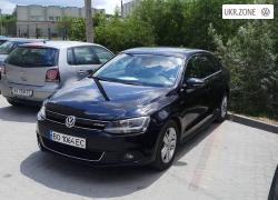 Седан Volkswagen Jetta VI 2013 в Тернополе