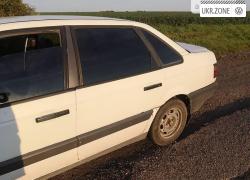Седан Volkswagen Passat 1993 в Ровно