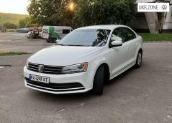 Седан Volkswagen Jetta VI Рестайлинг 2016 в Киеве