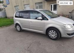 Компактвэн Volkswagen Touran 2010 в Тернополе
