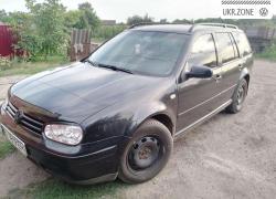 Универсал 5 дверей Volkswagen Golf 2000 в Семеновке