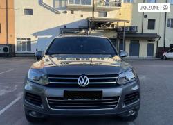 Внедорожник 5 дверей Volkswagen Touareg II 2012 в Калиновке