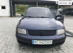 Седан Volkswagen Passat V (B5) 1998 в Бориславе