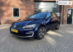Хэтчбек 5 дверей Volkswagen Golf VII Рестайлинг 2018 в Червонограде