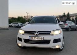 Внедорожник 5 дверей Volkswagen Touareg II 2011 в Хмельницком