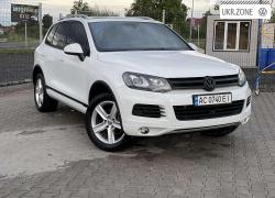 Внедорожник 5 дверей Volkswagen Touareg II 2012 в Нововолынске